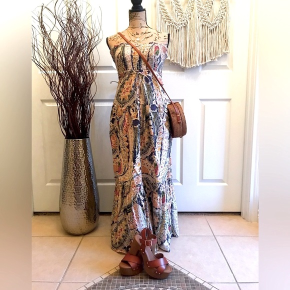 American Eagle Maxi - with pockets!! EUC 😍 - Picture 2 of 7